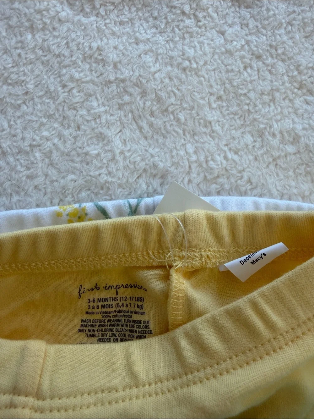 Bundle NWT Macy's 3-6M Two-Piece Leggings Set and 1 Carter’s Onesies